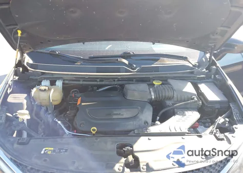 2020 Chrysler Voyager Lxi из США, поврежденный, VIN 2C4RC1DG4LR156595